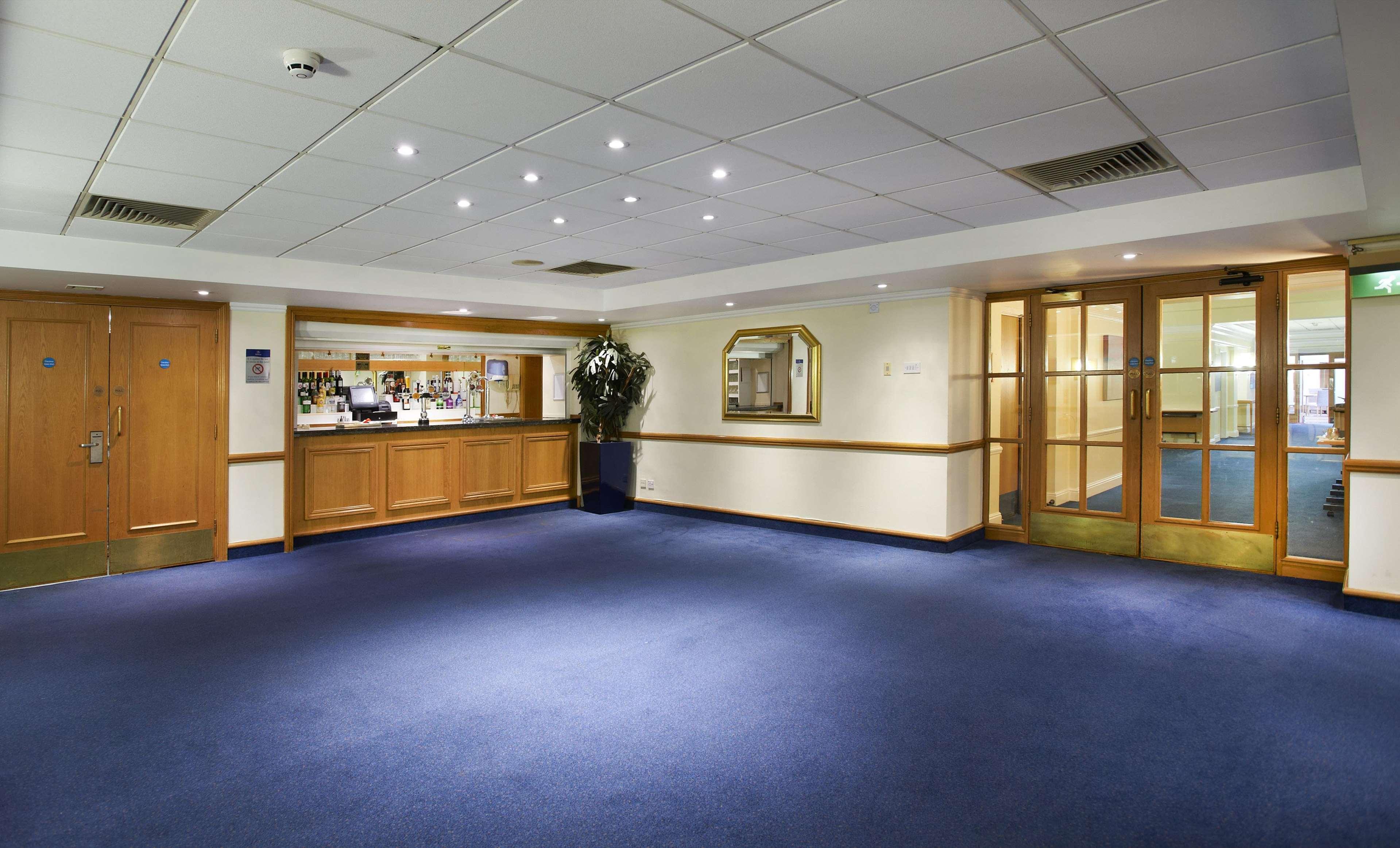 Hilton Northampton Hotel Eksteriør billede