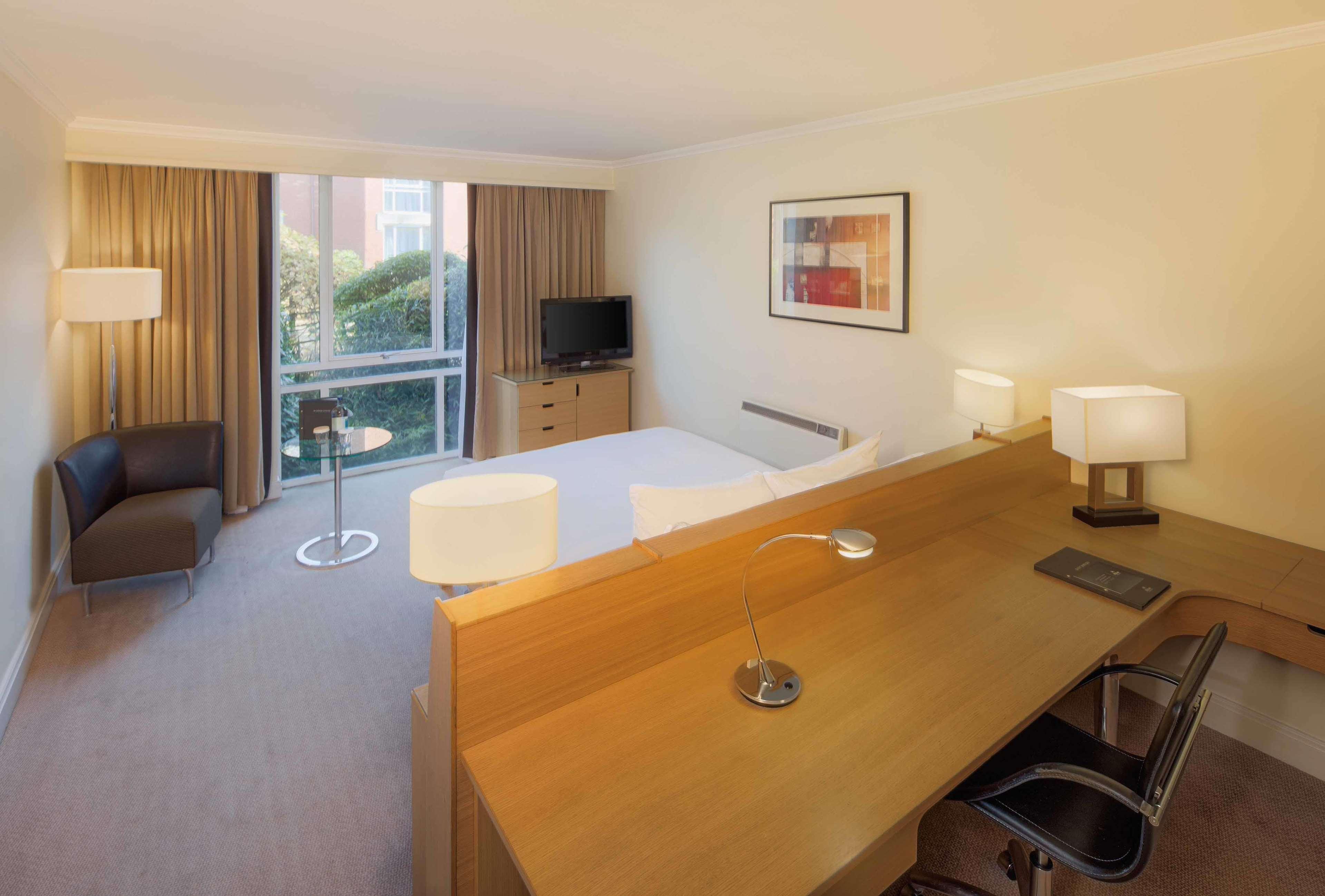 Hilton Northampton Hotel Eksteriør billede