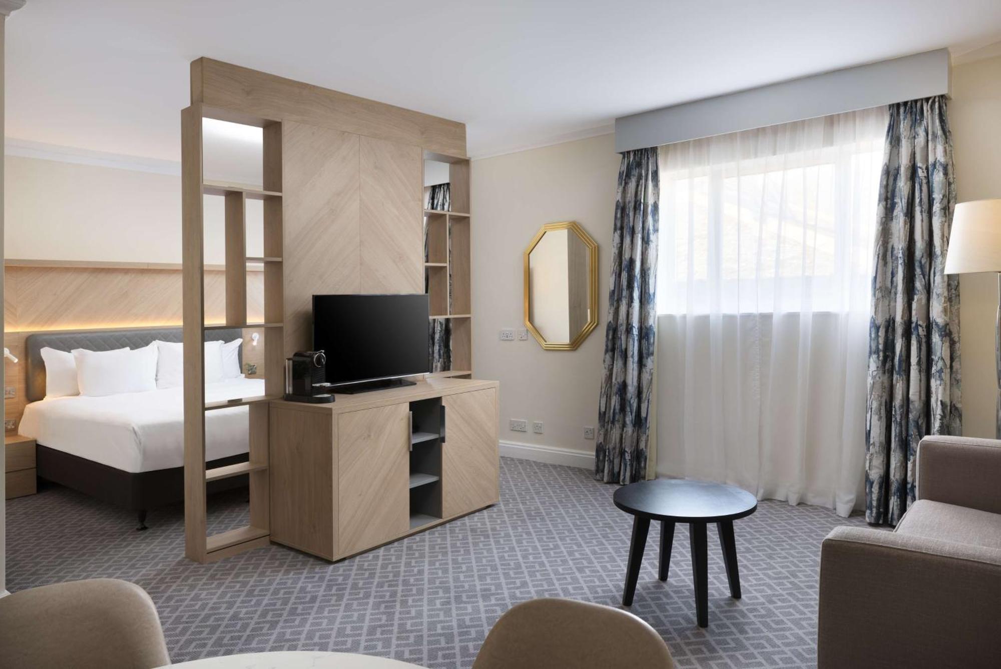 Hilton Northampton Hotel Eksteriør billede